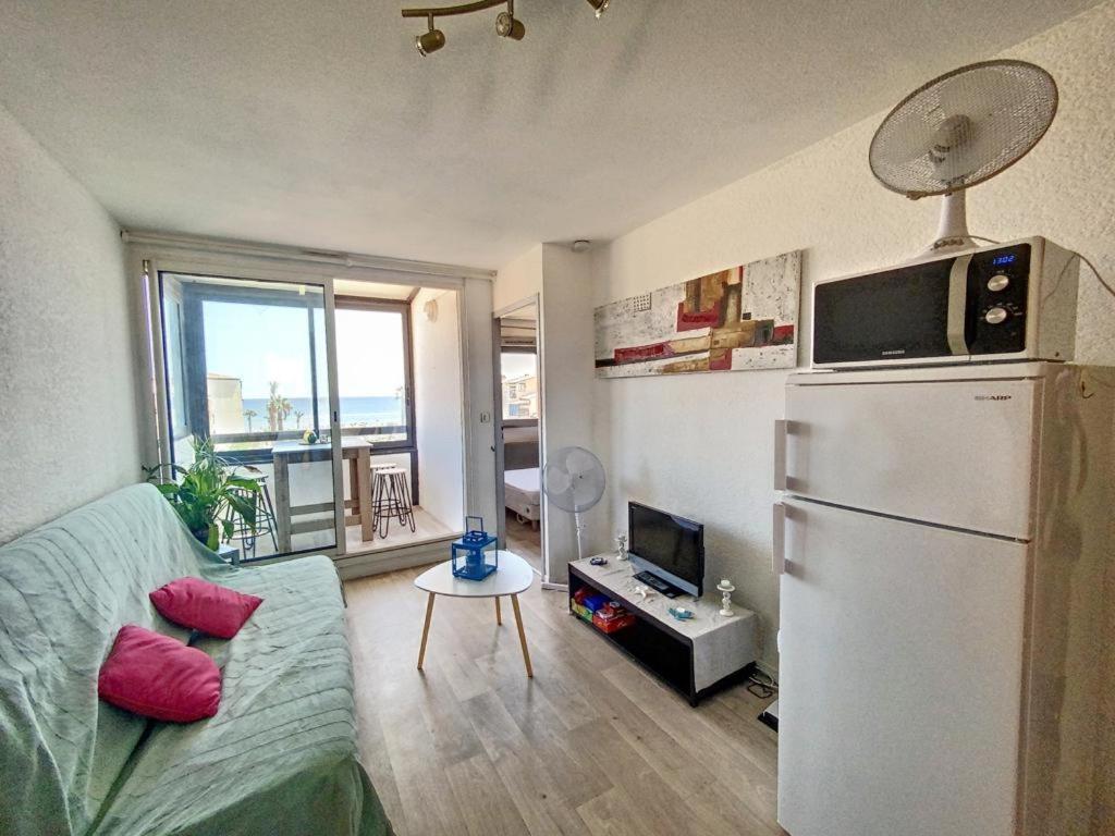 Appartement Le Barcares Avec Vue Sur Mer De Type T2 Location Arrivee A Partir De 15H Depart Maximum A 11H Location Du Samedi Au Samedi Juillet Et Aout Екстериор снимка